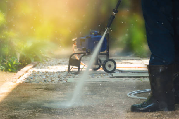 Best Gas Station Cleaning  in North Pearsall, TX